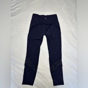 Dark Purple Lululemon leggings size 8 women’s